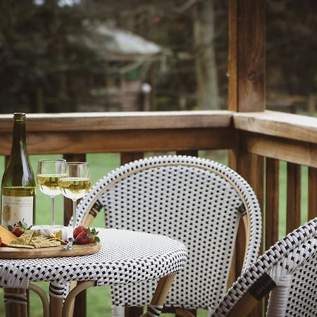 Drumreagh Cabins Deloraine Ngoại thất bức ảnh