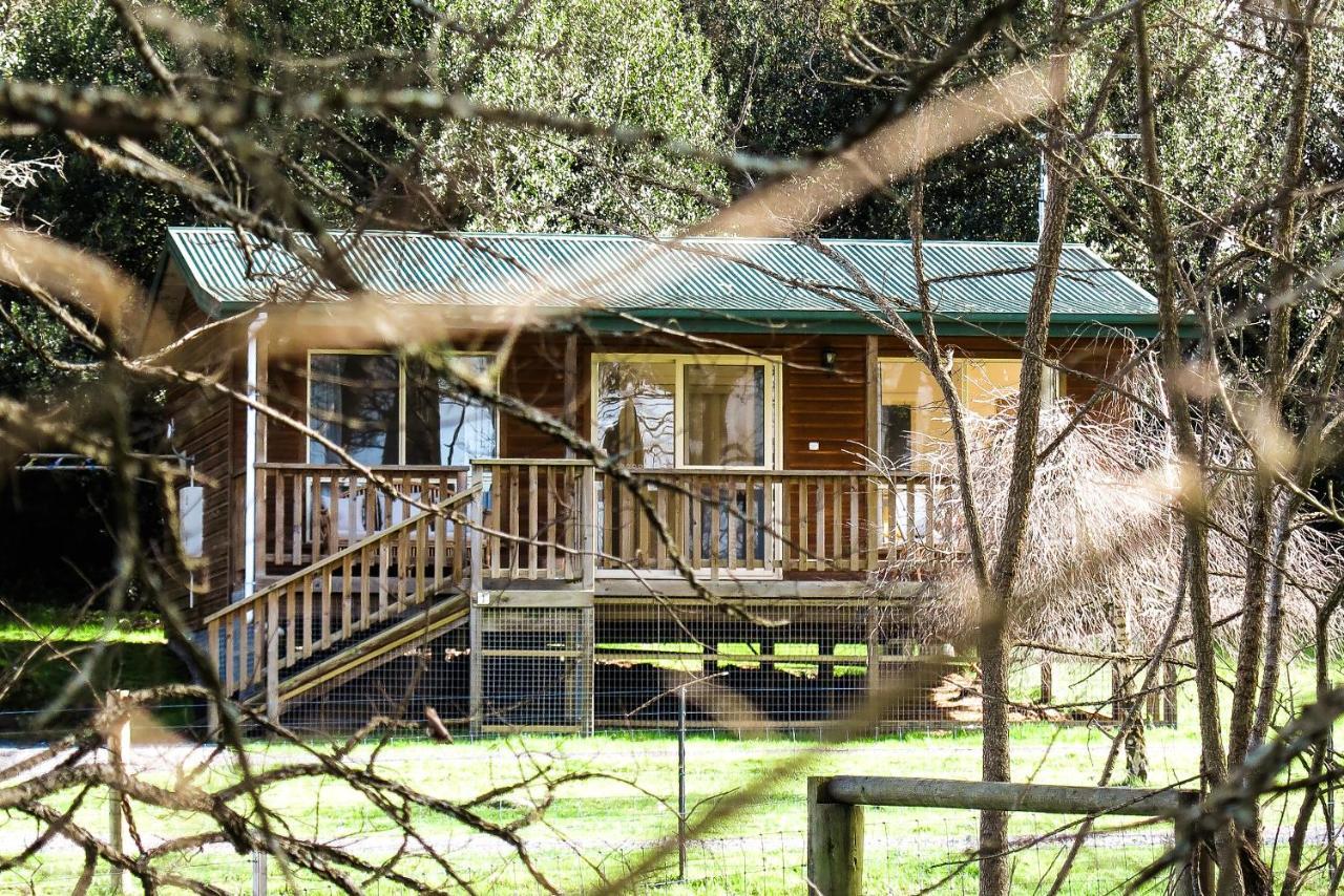 Drumreagh Cabins Deloraine Ngoại thất bức ảnh