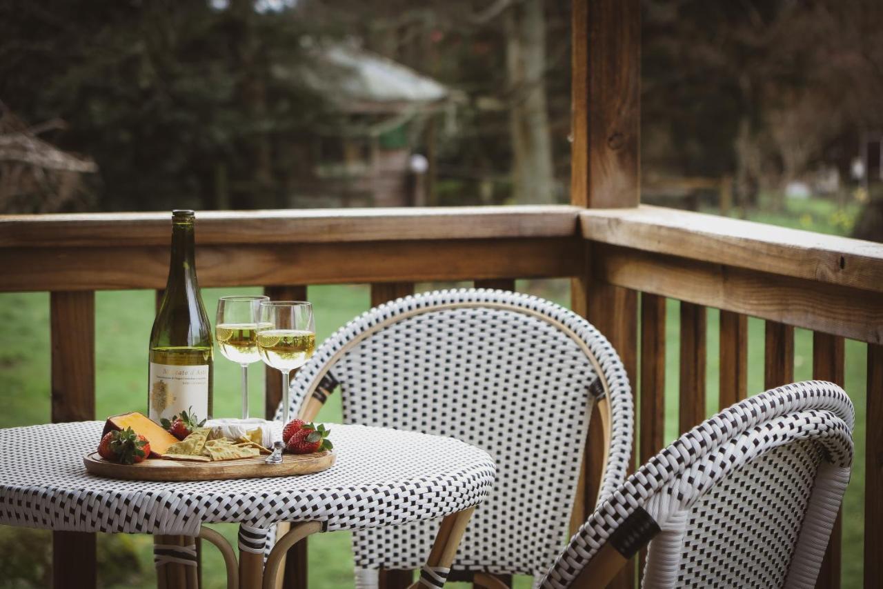 Drumreagh Cabins Deloraine Ngoại thất bức ảnh